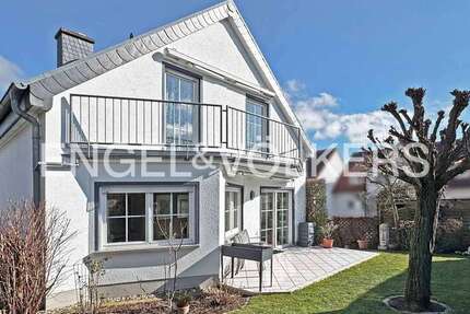 Haus Friedberg (Hessen) - 8 Zimmer, 175 m&sup2;, 625.000&euro; | Angebot:25975899