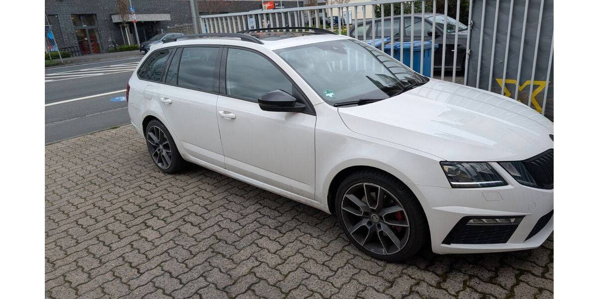 Skoda Octavia 161.000 km 16.999 &euro; Aschaffenburg 63741