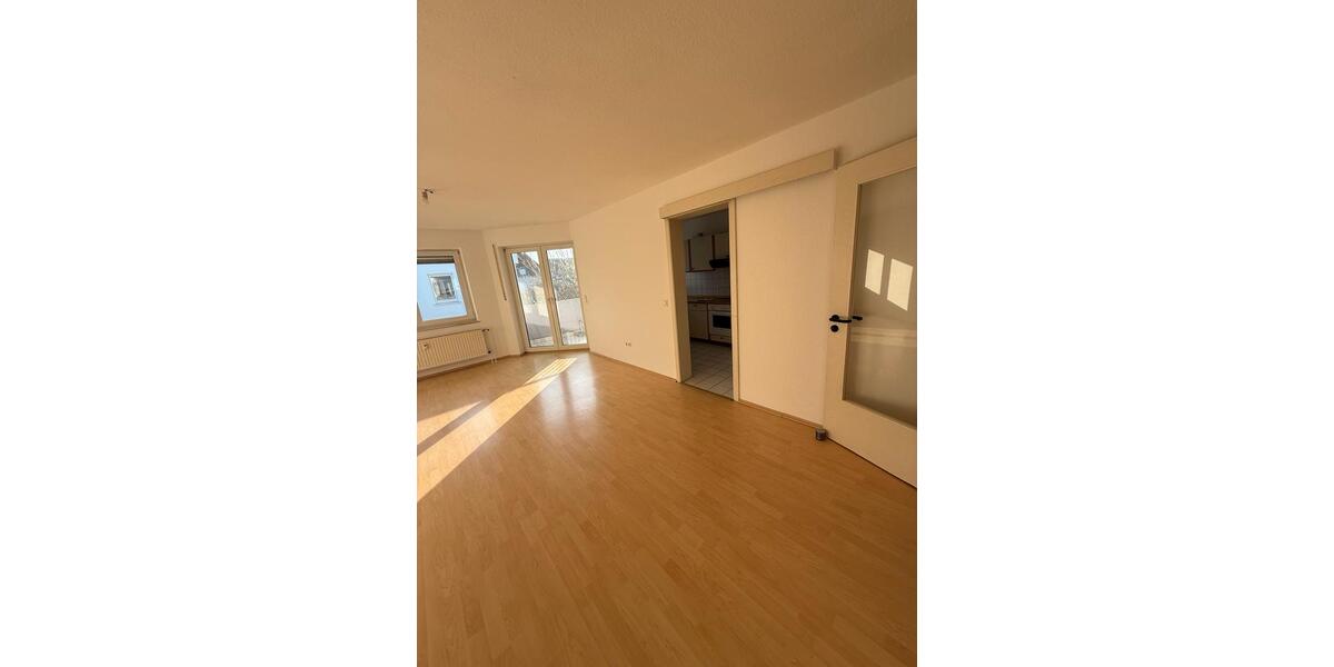Etagenwohnung Großkrotzenburg - 2 Zimmer, 60 m&sup2;, 750&euro; | Angebot:25524293