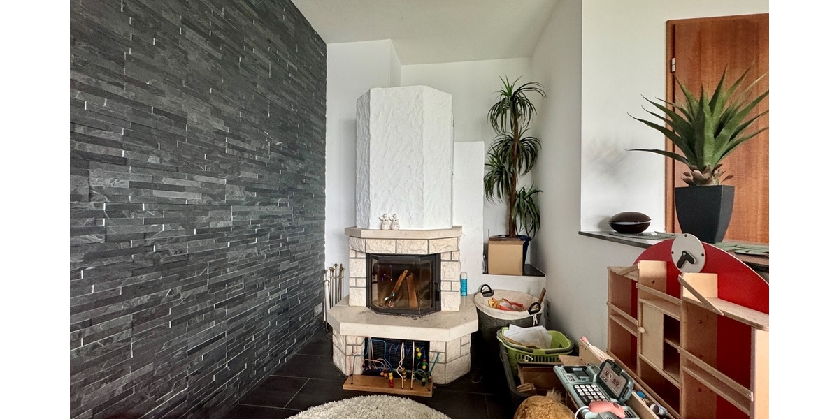 Friedrichsdorf: Großzügige Doppelhaushälfte mit separater Einliegerwohnung! - Doppelhaushälfte Friedrichsdorf | Angebot:25987215