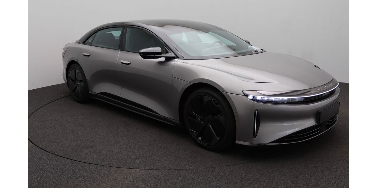 Lucid Air 14.585 km 79.870 &euro; Frankfurt 60388