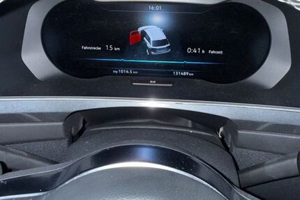 VW Tiguan 131.485 km 26.000 &euro; Frankfurt am Main 60389