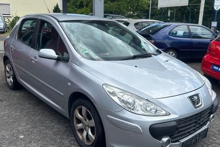 Peugeot 307 233.000 km 690 &euro; Hanau 63452