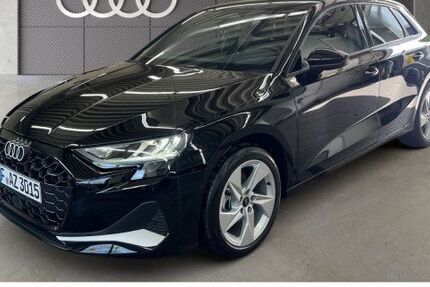 Audi A3 9.900 km 34.480 &euro; Frankfurt am Main 60314