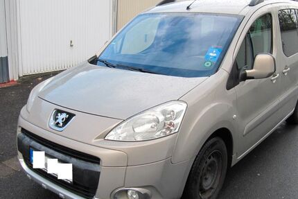 Peugeot Partner Tepee 86.400 km 7.190 &euro; Schwalbach 65824