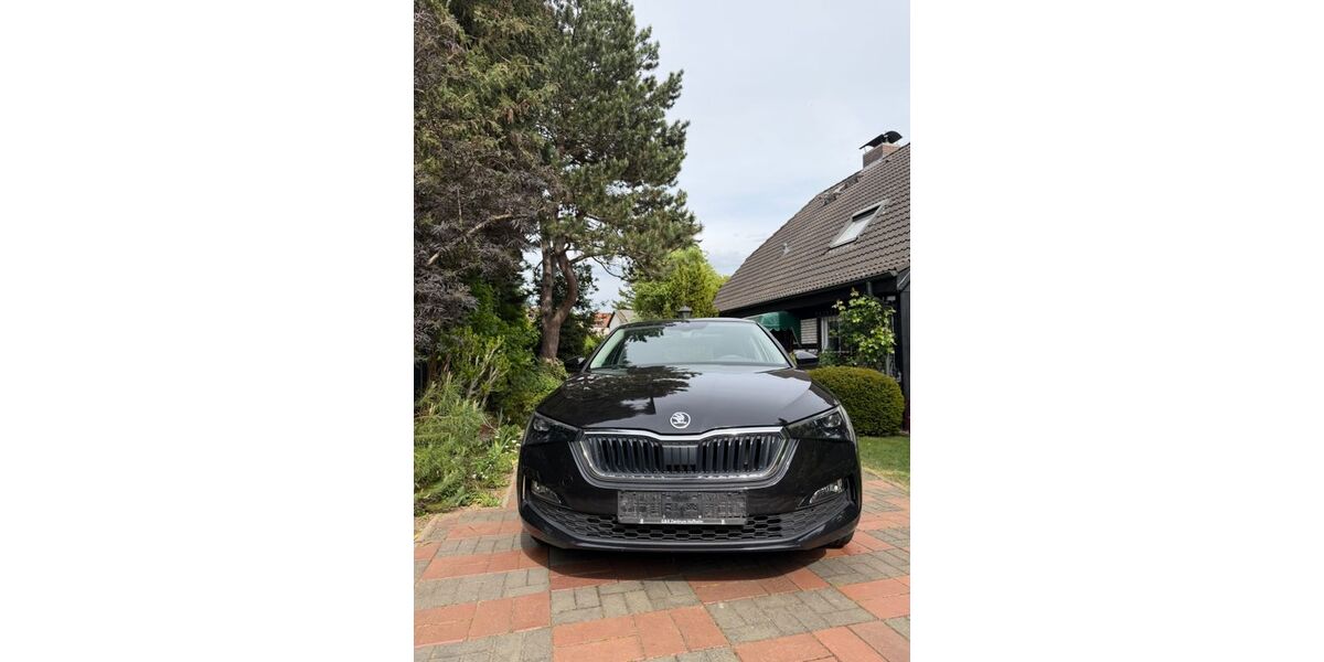 Skoda Scala 79.000 km 14.495 &euro; Frankfurt 60488