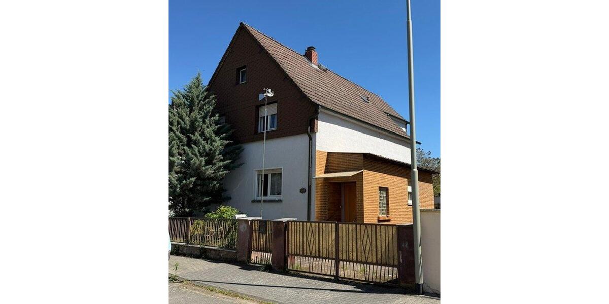 Mehrfamilienhaus, Wohnhaus Hanau Groß-Steinheim - 8 Zimmer, 140 m&sup2;, 340.000&euro; | Angebot:26396432