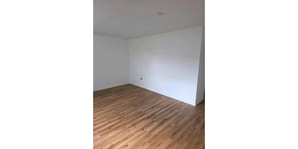 Dachgeschoßwohnung Aschaffenburg Österreicher Kolonie - 2 Zimmer, 63 m&sup2;, 950&euro; | Angebot:26221395