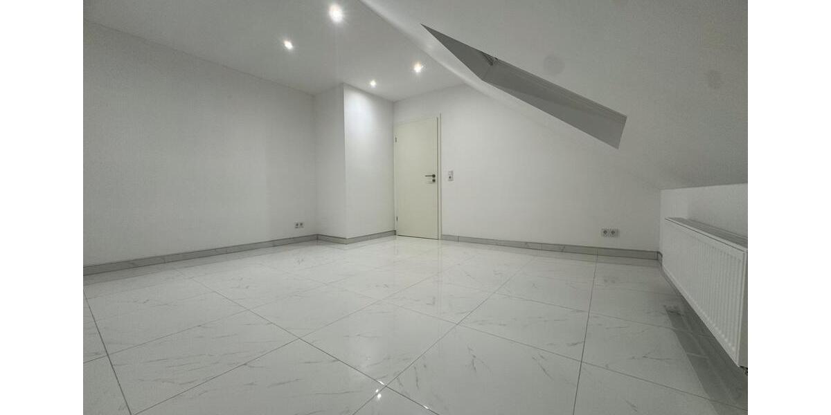 Dachgeschoßwohnung Rödermark - 2 Zimmer, 65 m&sup2;, 950&euro; | Angebot:25907769