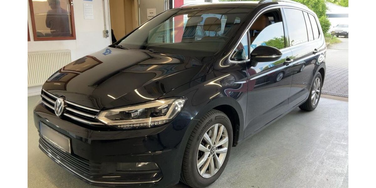 VW Touran 67.131 km 18.500 &euro; Frankfurt am Main 60323