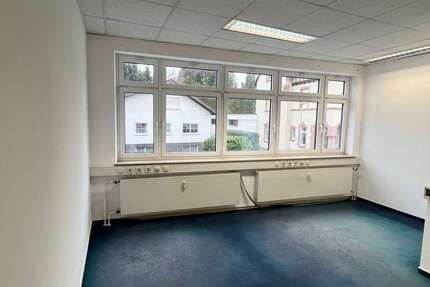 Gewerbeobjekt Friedrichsdorf - 3.900&euro; | Angebot:21218999