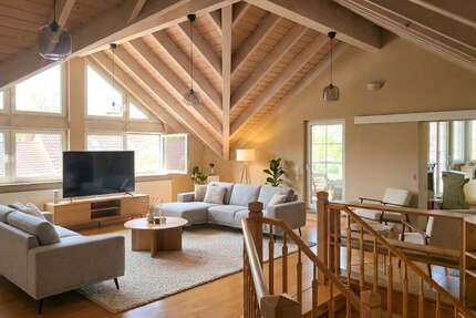 Haus Rödermark - 8 Zimmer, 320 m&sup2;, 749.000&euro; | Angebot:25990659