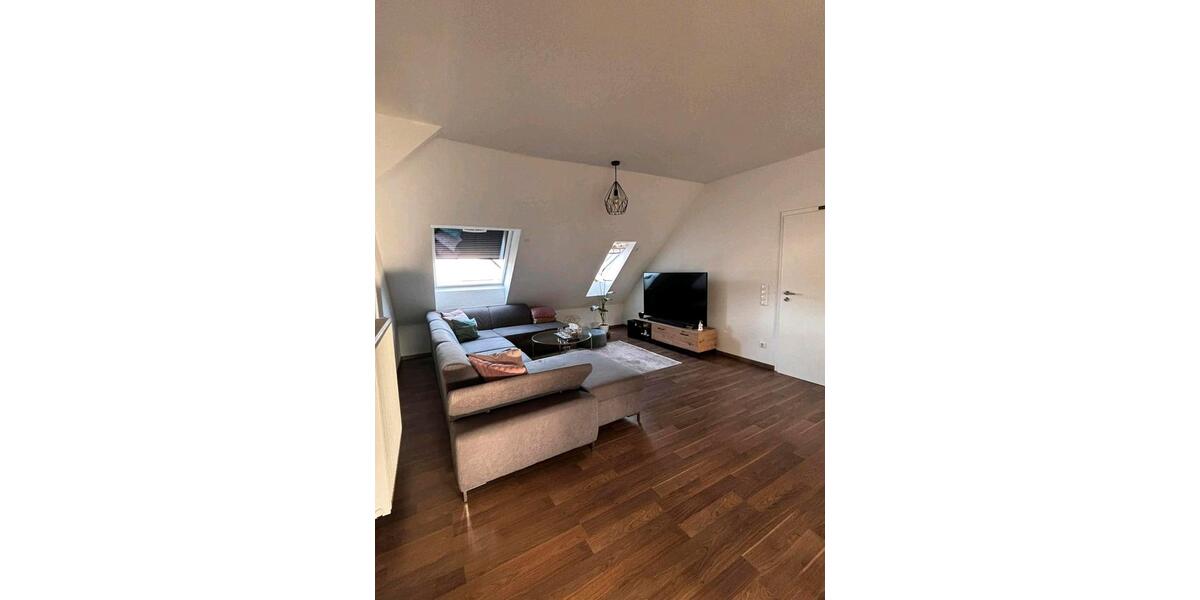 Dachgeschoßwohnung Schöllkrippen - 3 Zimmer, 85 m&sup2;, 900&euro; | Angebot:25407929