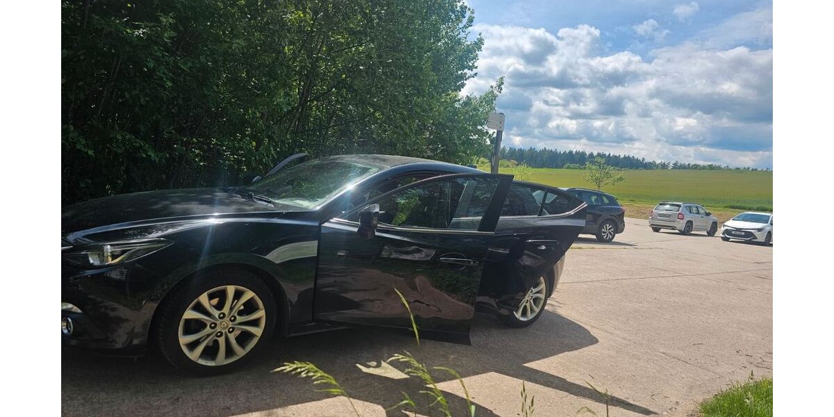 Mazda 3 158.000 km 7.700 &euro; Aschaffenburg 63743