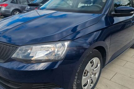 Skoda Fabia 73.000 km 7.450 &euro; Aschaffenburg 63741