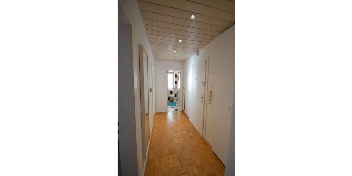 Etagenwohnung Frankfurt am Main Ostend - 2 Zimmer, 66 m&sup2;, 1.650&euro; | Angebot:26064212