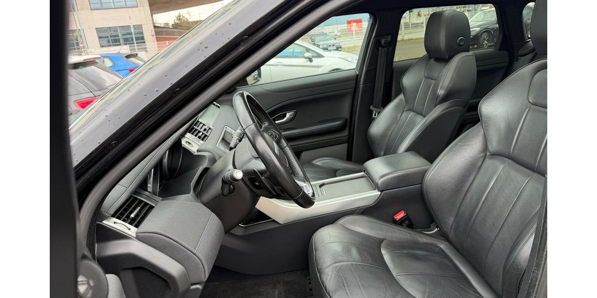 Land Rover Range Rover Evoque SE TOP Zustand Pano AHK 112.988 km 14.999 &euro; Frankfurt 60386