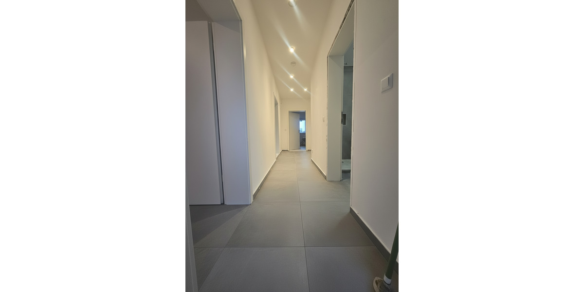 Etagenwohnung Maintal - 3 Zimmer, 115 m&sup2;, 1.400&euro; | Angebot:24720690