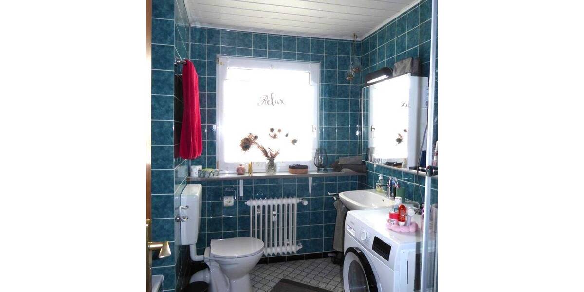 Etagenwohnung Friedrichsdorf - 4 Zimmer, 90 m&sup2;, 990&euro; | Angebot:26453427