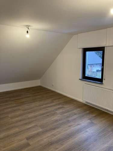 Dachgeschoßwohnung Mühlheim am Main - 2 Zimmer, 62 m&sup2;, 800&euro; | Angebot:25449504