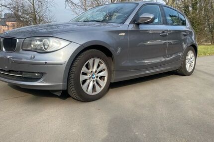 BMW 120 270.000 km 4.900 &euro; Frankfurt am Main 65934
