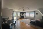Dachgeschoßwohnung Friedrichsdorf - 3 Zimmer, 120 m&sup2;, 1.200&euro; | Angebot:26295541