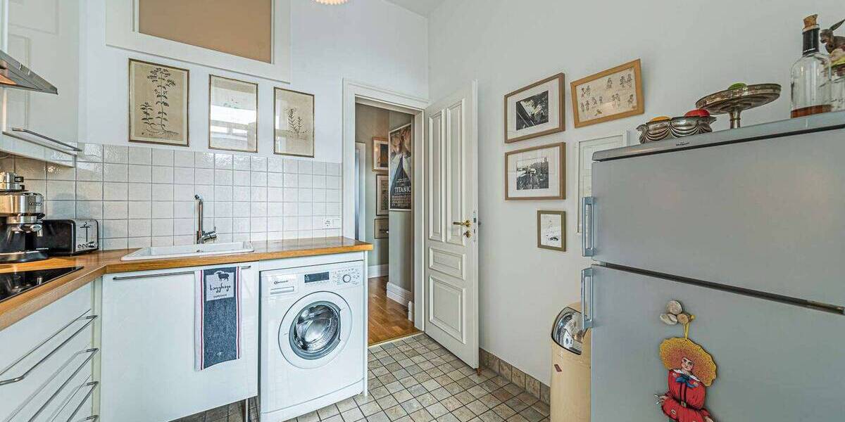 Etagenwohnung Frankfurt am Main Sachsenhausen - 2 Zimmer, 56 m&sup2;, 2.090&euro; | Angebot:26824536