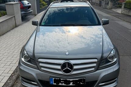 Mercedes-Benz C 250 93.000 km 14.799 &euro; Karben 61184