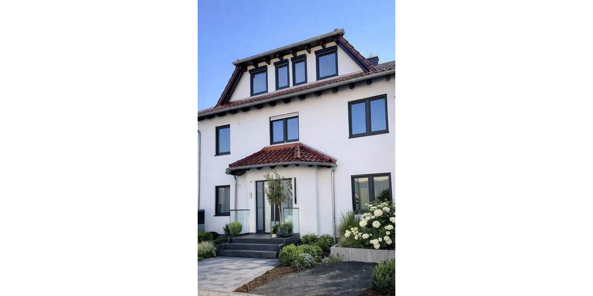 Einfamilienhaus Karben Burg-Gräfenrode - 1 Zimmer, 305 m&sup2;, 1.100.000&euro; | Angebot:25805648