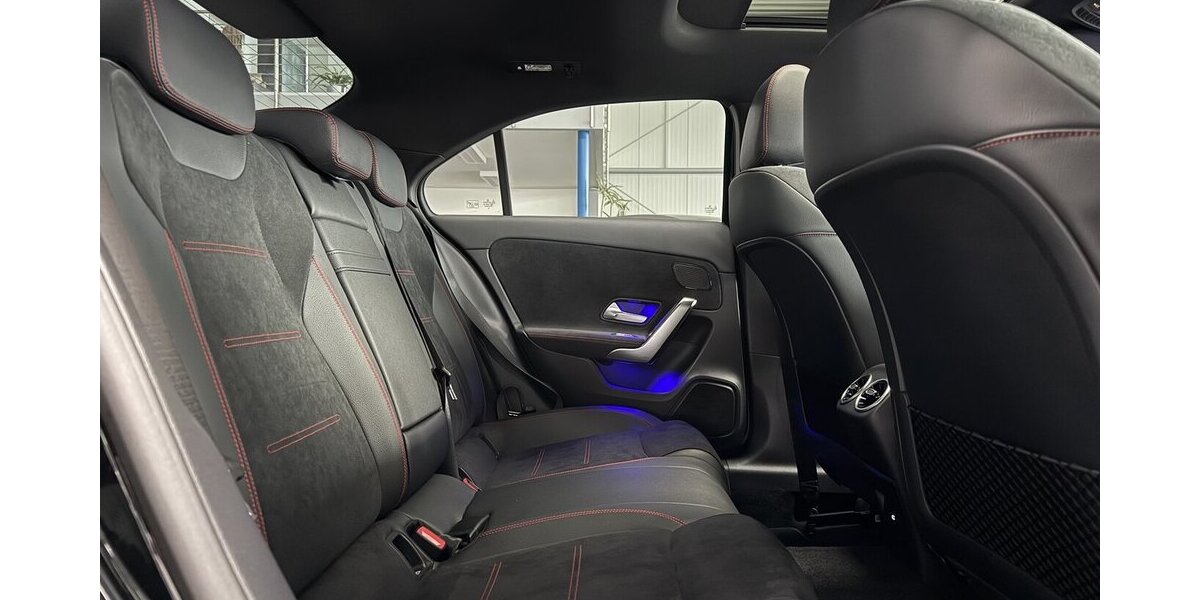 Mercedes-Benz A 200 d LIMOUSINE AMG PREMIUM-DISTR.-PANO-NIGHT! 15.679 km 36.859 &euro; Groß-Umstadt 64823