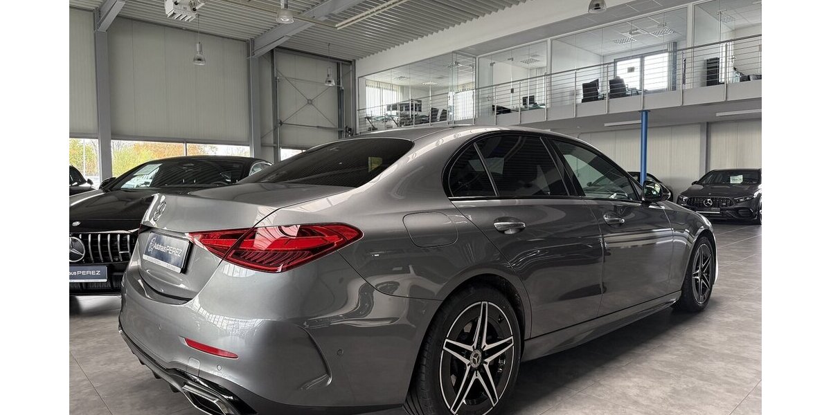 Mercedes-Benz C 200 AMG PREMIUM DISTRONIC-STANDHEIZ.-PANORAMA! 16.170 km 45.849 &euro; Groß-Umstadt 64823