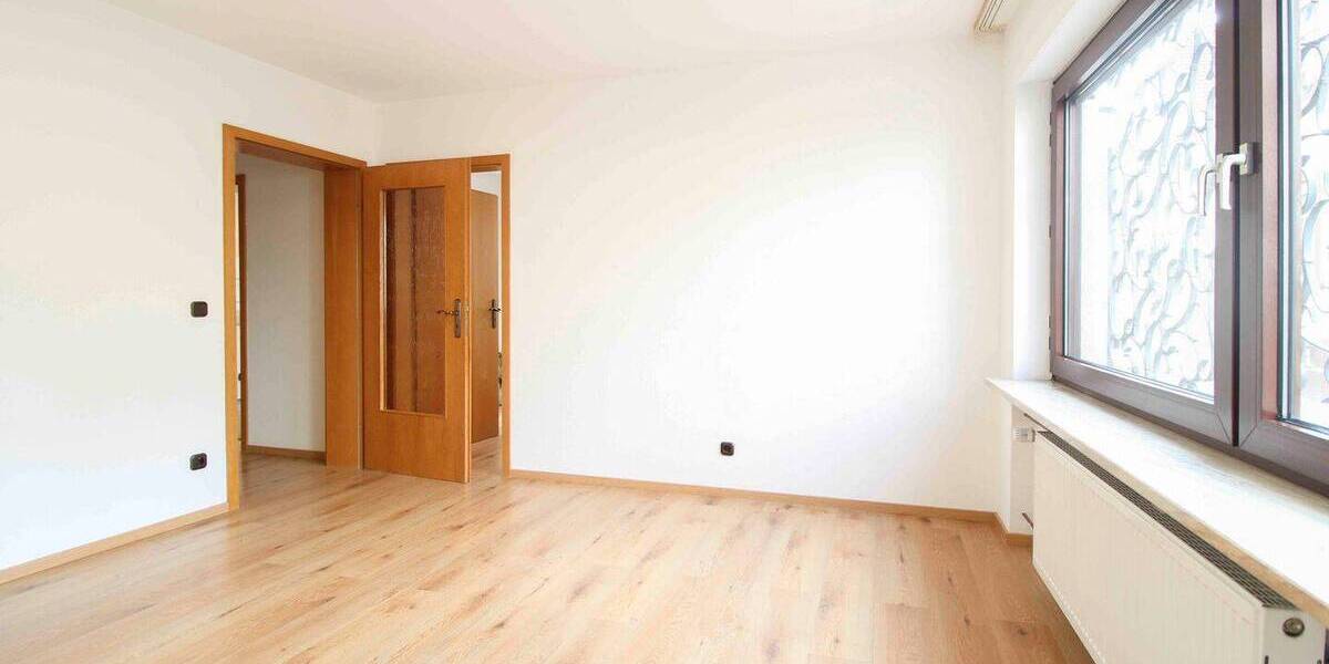 Etagenwohnung Frankfurt am Main Seckbach - 2 Zimmer, 82 m&sup2;, 329.000&euro; | Angebot:26016962