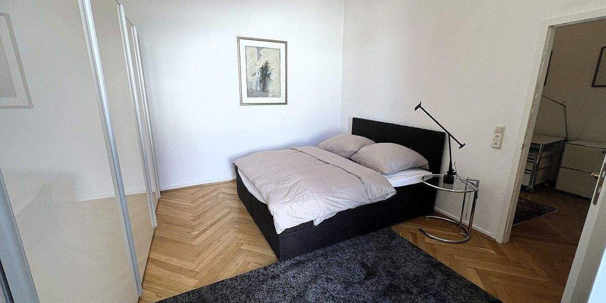 Etagenwohnung Frankfurt am Main Westend-Süd - 3 Zimmer, 92 m&sup2;, 2.400&euro; | Angebot:25744887