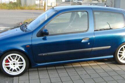 Renault Clio 192.000 km 7.850 &euro; Aschaffenburg 63743