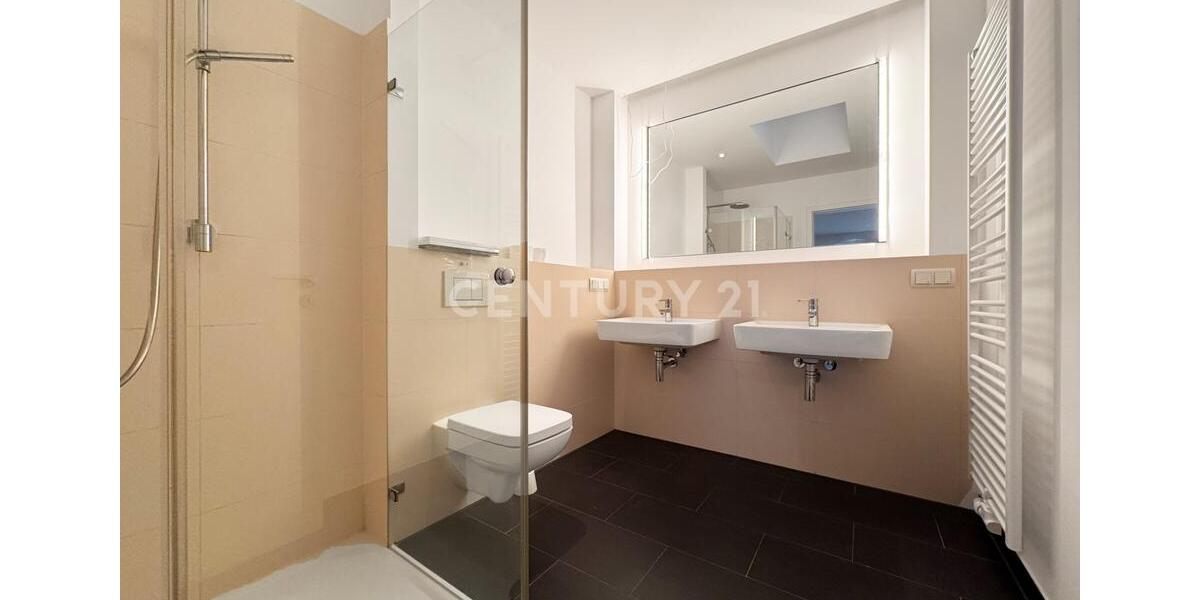 Maisonettenwohnung Frankfurt am Main Bockenheim - 3.5 Zimmer, 161 m&sup2;, 4.500&euro; | Angebot:19512794