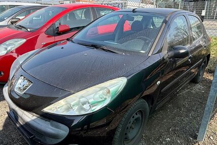 Peugeot 206 157.227 km 2.900 &euro; Hanau 63452