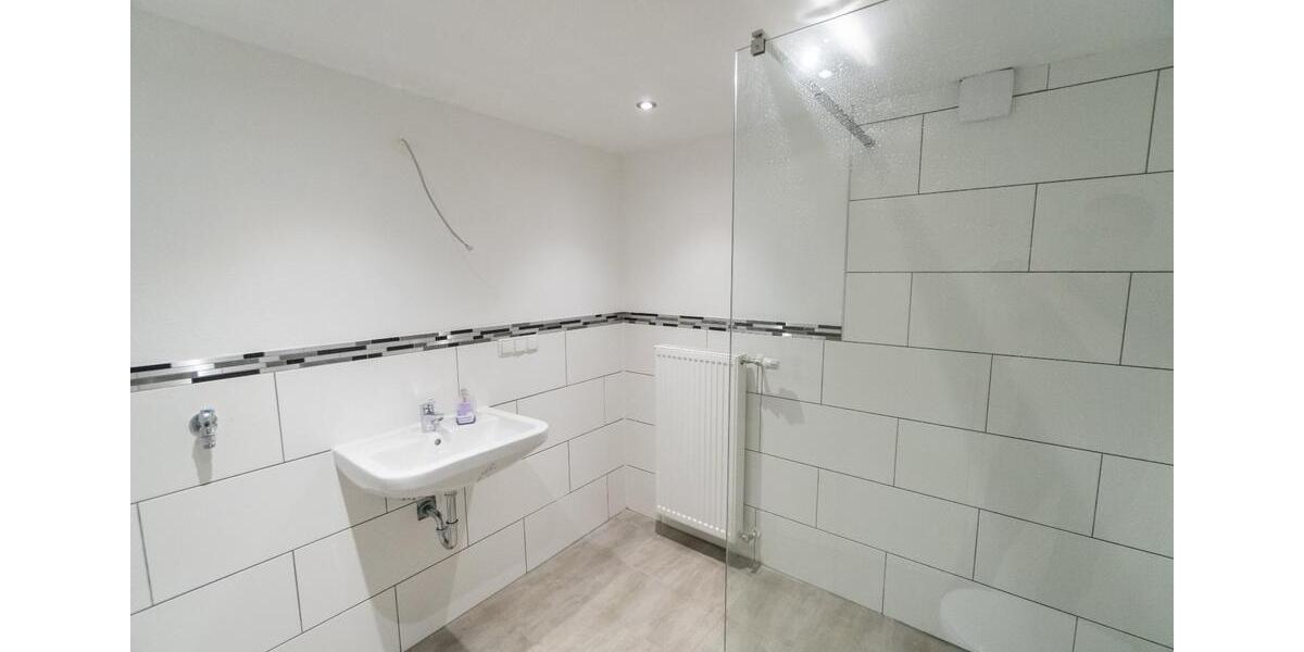Erdgeschoßwohnung Linsengericht - 2 Zimmer, 63 m&sup2;, 700&euro; | Angebot:27621477
