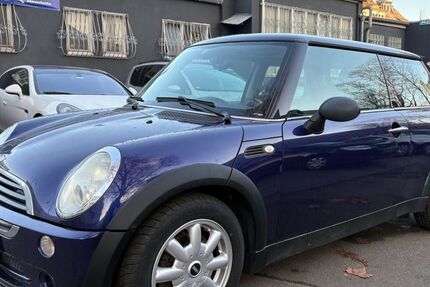 Mini ONE 250.000 km 1.999 &euro; Frankfurt am Main 60431