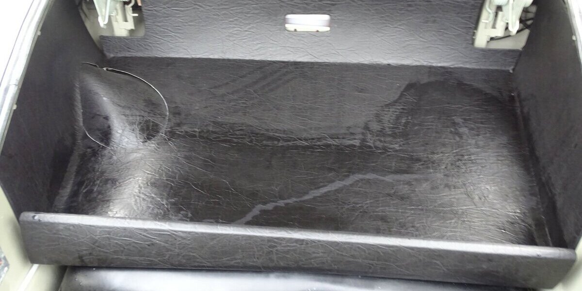 VW Karmann Ghia Cabrio vollständig restauriert 1.200 km 63.900 &euro; Rodgau 63110