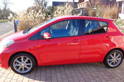 Toyota Yaris 125.500 km 5.700 &euro; Alzenau, St 63755
