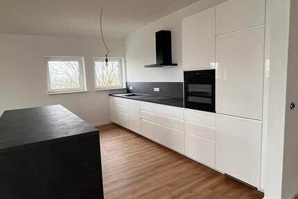 Wohnung Friedrichsdorf - 4 Zimmer, 140 m&sup2;, 1.900&euro; | Angebot:25268930