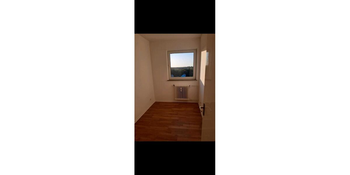 Etagenwohnung Dreieich - 4 Zimmer, 74 m&sup2;, 1.070&euro; | Angebot:27611082
