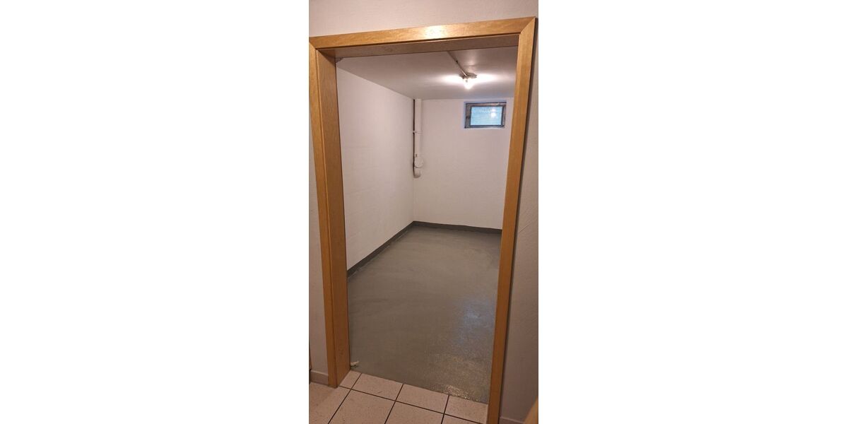 Voll ausgestattete 3 Zi.Whg. (auch Kurzzeitvermietung mögl.)-privat - Etagenwohnung Langenselbold | Angebot:27669794
