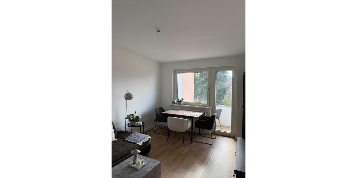 Etagenwohnung Frankfurt am Main Ginnheim - 2 Zimmer, 60 m&sup2;, 910&euro; | Angebot:25962843