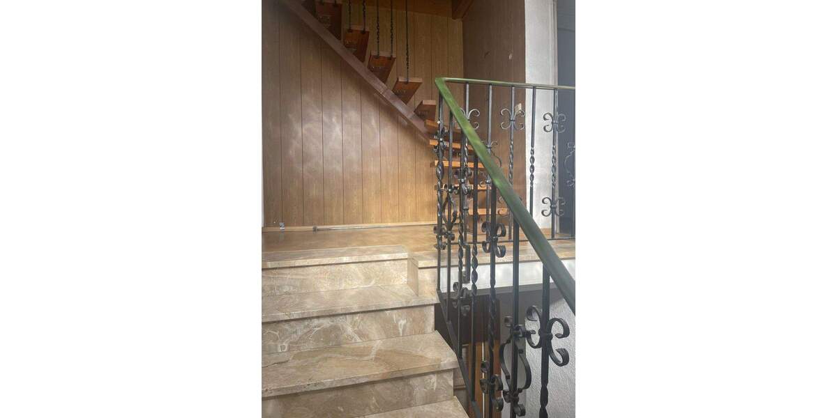 Doppelhaushälfte Frankfurt Harheim - 7 Zimmer, 170 m&sup2;, 600.000&euro; | Angebot:25820766