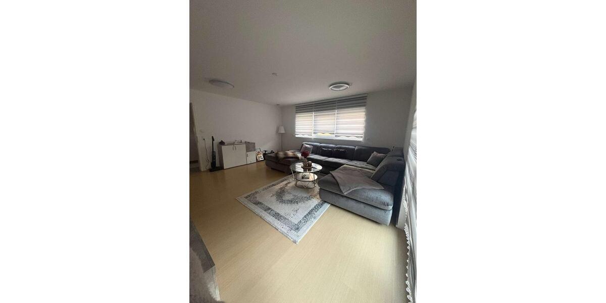 Etagenwohnung Offenbach am Main - 2 Zimmer, 70 m&sup2;, 1.070&euro; | Angebot:25720955