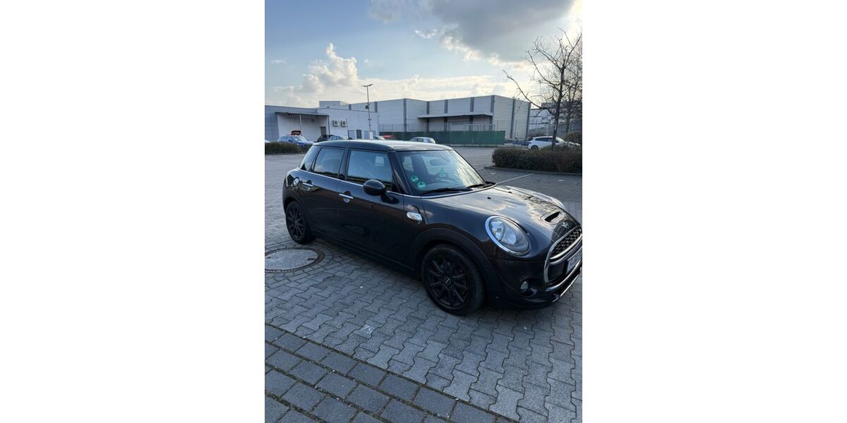 Mini Cooper SD 187.000 km 9.000 &euro; Frankfurt 60386