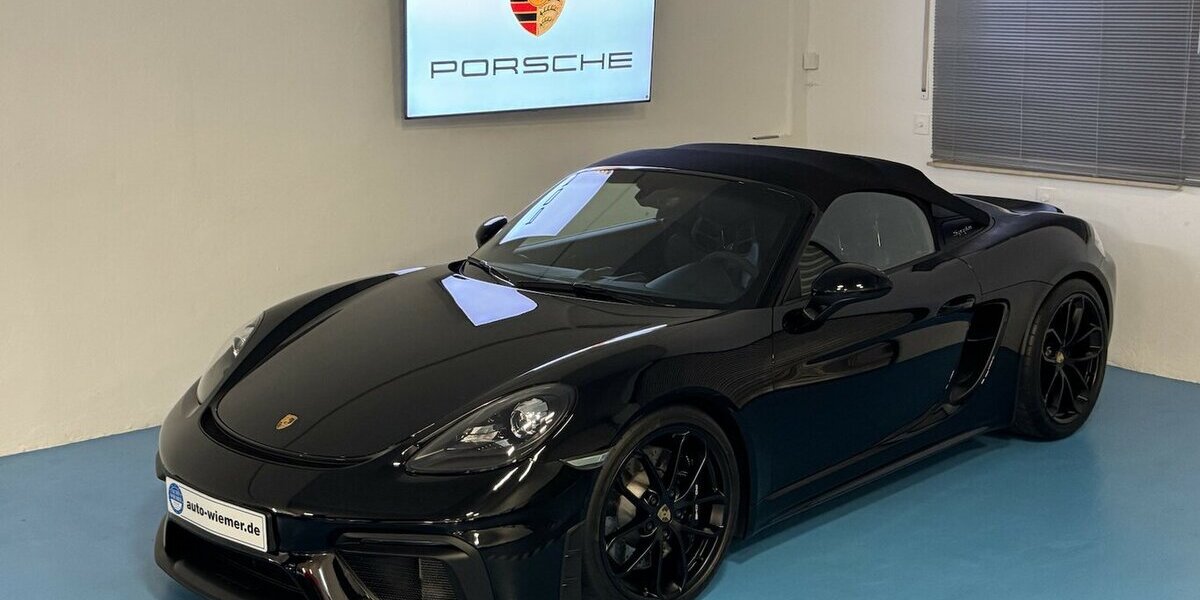 Porsche 718 Boxster Spyder APPROVED/Schalensitze/Chrono 6.800 km 103.900 &euro; Dreieich 63303