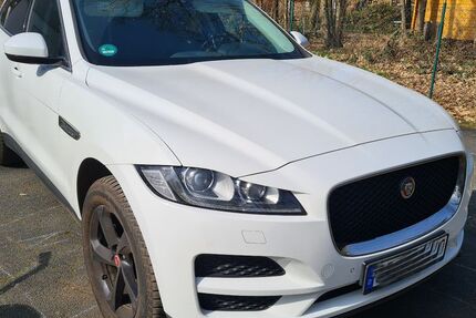 Jaguar F-Pace 108.000 km 15.700 &euro; Mainhausen 63533