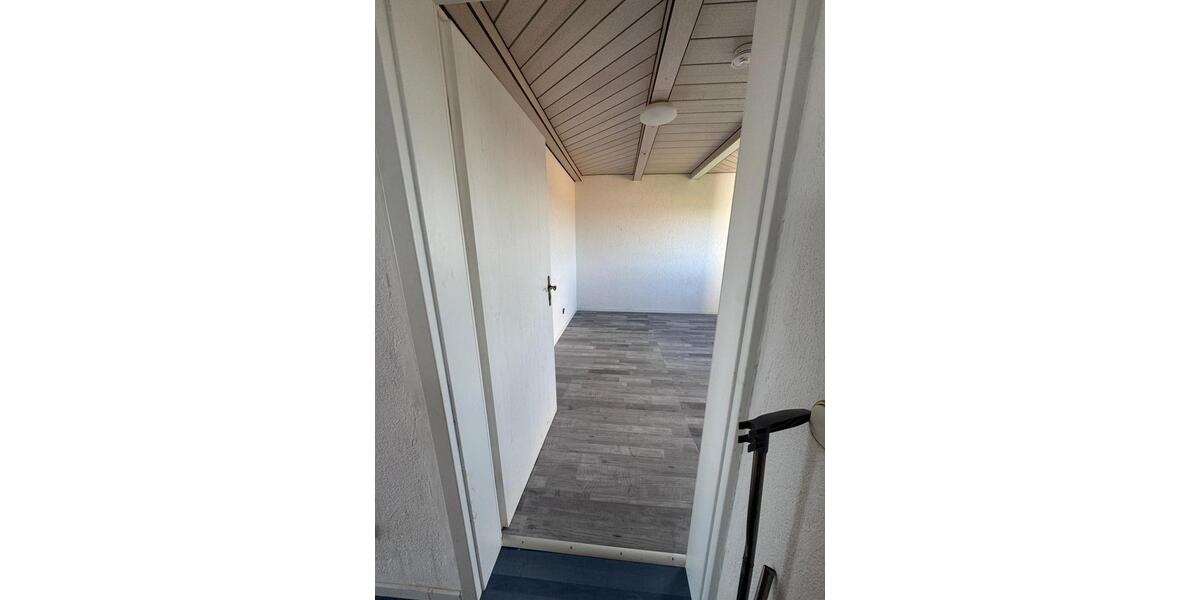 Etagenwohnung Babenhausen - 4 Zimmer, 105 m&sup2;, 980&euro; | Angebot:27582433